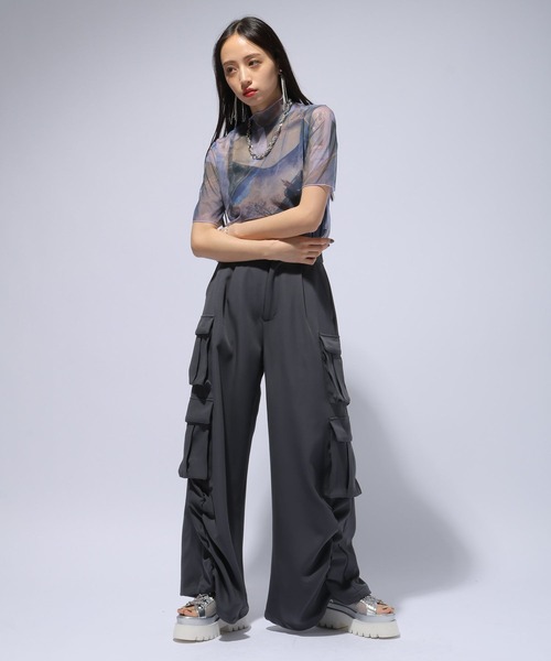 HARE（ハレ）の「ガラシアーモックネックトップス(HARE)（Tシャツ/カットソー・レディース・ブラック/ブルー/グリーン・FREE）」の7枚目の写真