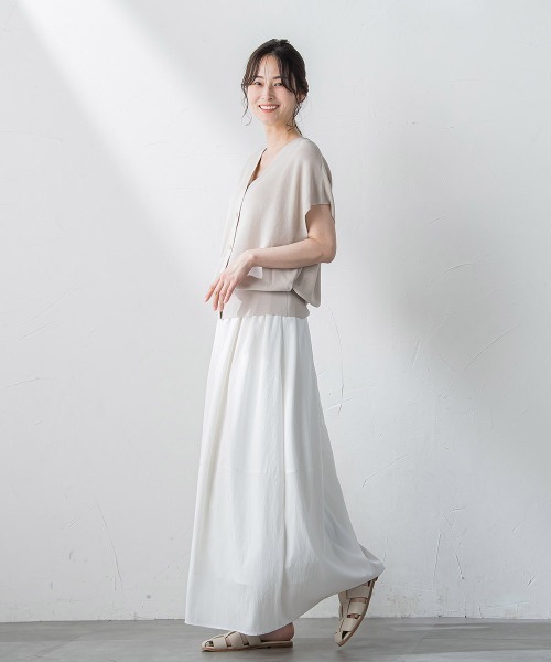 LAUTREAMONT(ロートレアモン)の「ドライタッチニットベスト≪手洗い可能≫(ベスト・レディース・ベージュ/ブラック・9号)」の5枚目の写真