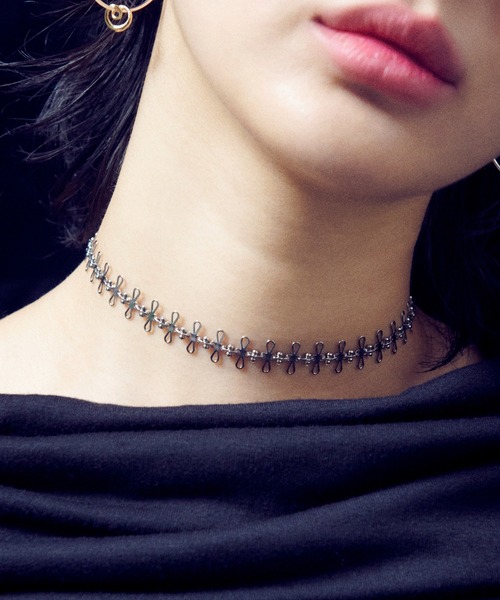 GOLDY（ゴールディ）の「テンプティング タイト チョーカー（チョーカー・レディース・ゴールド/シルバー系その他/ブラック/シルバー・FREE）」の2枚目の写真