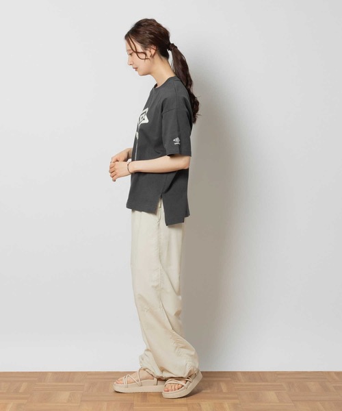 UMBRO（アンブロ）の「【UMBRO】ロゴクルーネックＴシャツ（Tシャツ/カットソー・レディース・ブラック/ベージュ/ホワイト・M/L/XL）」の18枚目の写真