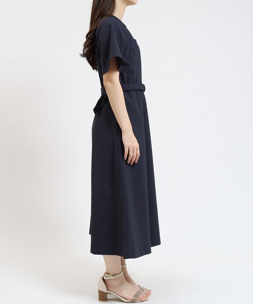 TRUDEA（トルディア）の「ドライタッチスキッパーワンピース（ワンピース・レディース・チャコールグレー/ベージュ/ネイビー・MEDIUM/LARGE）」の7枚目の写真