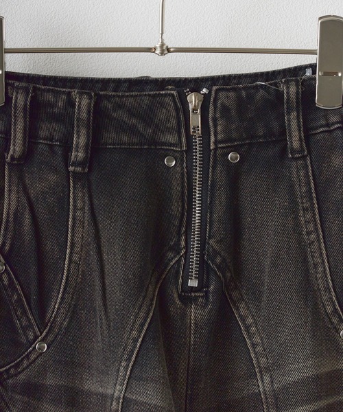 Theater code(シアターコード)の「【20%OFF】irregular switching graffiti denim pants / 切替 グラフィック デニムパンツ 2026年春夏(デニムパンツ・メンズ・ブラック・FREE)」の8枚目の写真