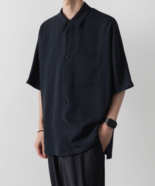 ATTACHMENT(アタッチメント)の「【 直営店・ZOZOTOWN限定 】PE ライトトロピカル ドルマンスリーブ レギュラーカラーシャツ S/S / PE LIGHT TROPICAL DOLMAN SLEEVE REGULAR COLLAR SHIRT S/S(シャツ/ブラウス・メンズ・ネイビー/ブラック/ライトベージュ/ライトグリーン・1/2/3)」の17枚目の写真