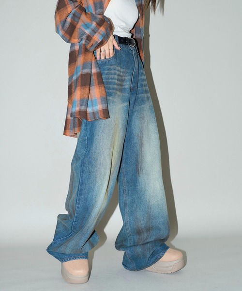 PUBLUX（パブリュクス）の「PUBLUX/パブリュクス Dirty denim pants/汚し加工デニムパンツ(限定展開)（デニムパンツ・メンズ・ブルー/ブラック・SMALL/MEDIUM/LARGE）」の12枚目の写真