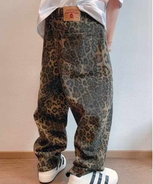 COMON+(コモンプラス)の「ワイドシルエットヒョウ柄コットンパンツ(デニムパンツ・メンズ・レオパード・L/XL/XXL)」の3枚目の写真