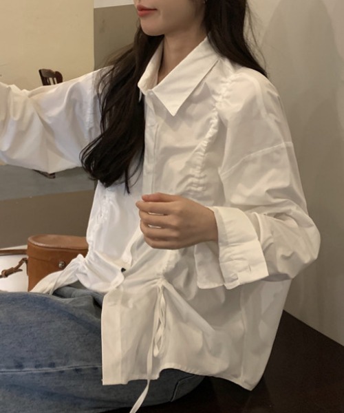 Vipoa（ヴィポア）の「シャーリングデザインシャツ（シャツ/ブラウス・レディース・ホワイト・FREE）」の8枚目の写真