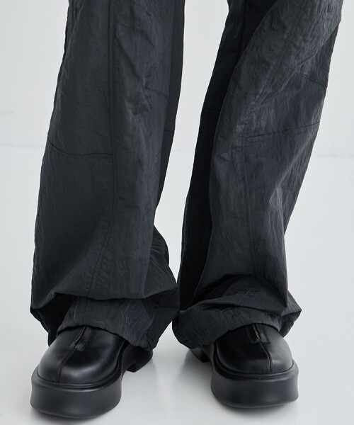 IHNN（イン）の「【IHNN/イン】LAYERD NYLON PANTS/レイヤードナイロンパンツ（その他パンツ・レディース・ブラック・36/38）」の10枚目の写真
