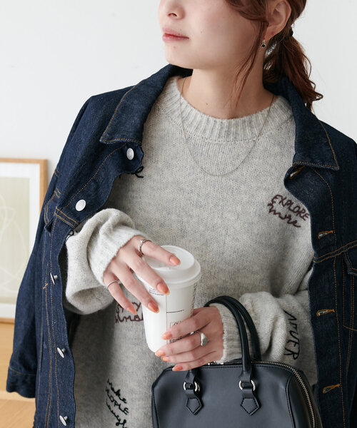 【ユニセックス】総柄刺繍ニット