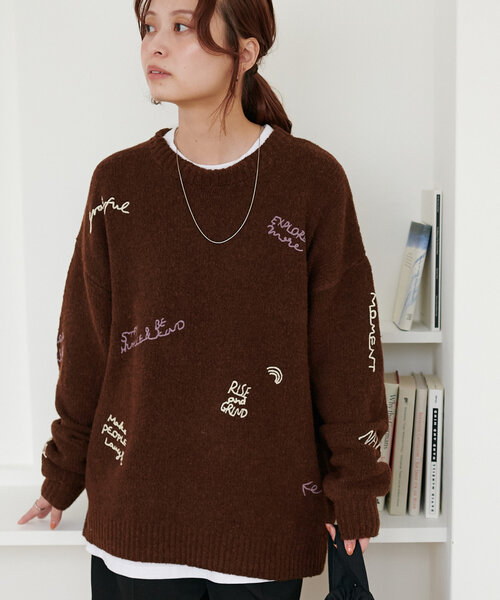 DISCOAT（ディスコート）の「【ユニセックス】総柄刺繍ニット（ニット