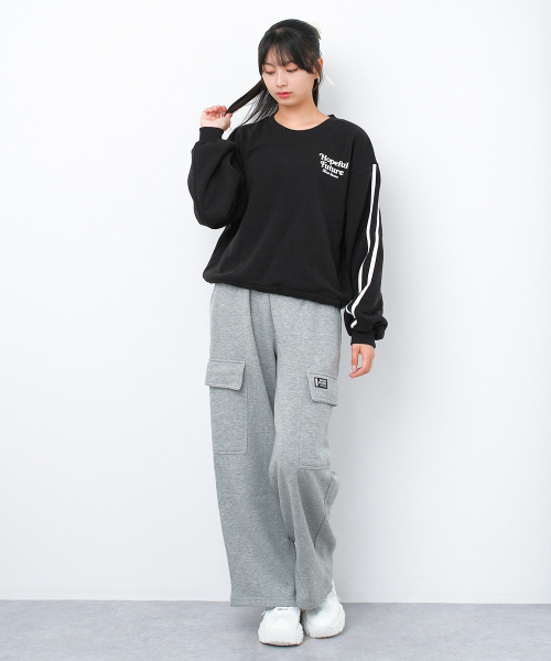 RiCO SUCRE（リコシュクレ）の「【裏起毛】ラインプルオーバー（スウェット・キッズ・サックスブルー/ブラック/杢グレー・130/140/150/160/165）」の4枚目の写真