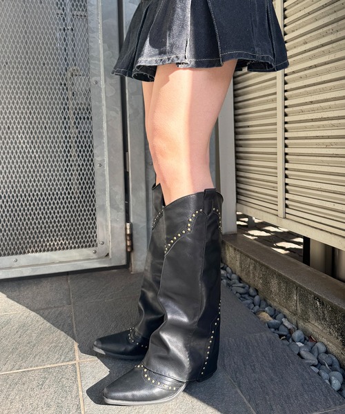 lilful（リルフル）の「スタッズアクセント ルーズウエスタンロングブーツ（ブーツ・レディース・ブラック/ブラウン/ダークブラウン・L/M）」の11枚目の写真