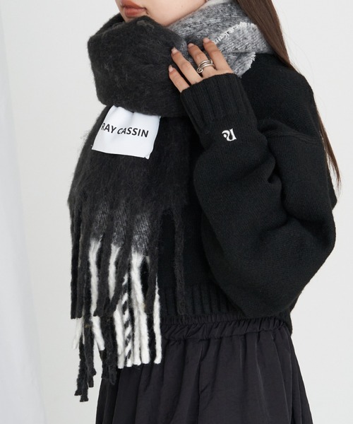 RAY CASSIN(レイカズン)の「チェック柄大判マフラー(マフラー・レディース・ブルー系その他2/ホワイト系その他2/ピンク系その他2/オレンジ系その他2・FREE)」の7枚目の写真