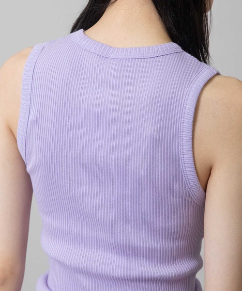 Munich（ミューニック）の「コットンリブノースリーブプルオーバー（タンクトップ・レディース・ダークグレー/ピンク/ホワイト/グレイッシュベージュ/ブルーグレー/ブラック/ラベンダー・FREE）」の16枚目の写真