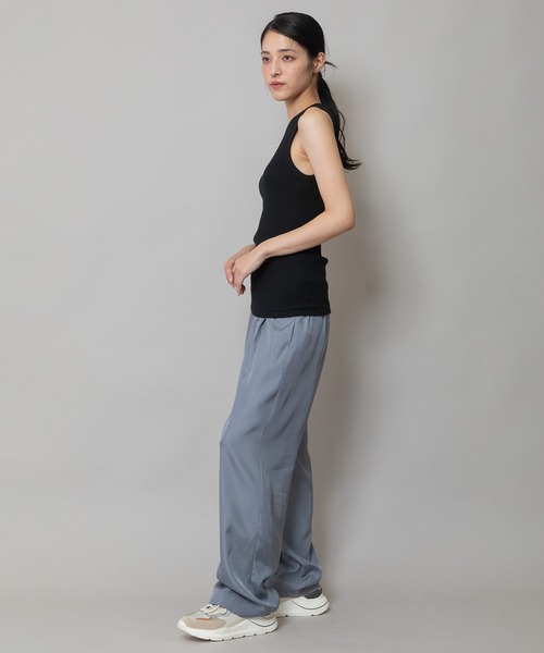 Munich（ミューニック）の「コットンリブノースリーブプルオーバー（タンクトップ・レディース・ダークグレー/ピンク/ホワイト/グレイッシュベージュ/ブルーグレー/ブラック/ラベンダー・FREE）」の20枚目の写真