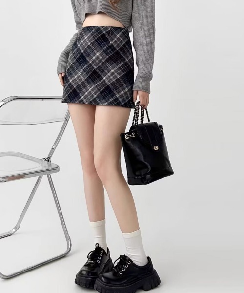 Miniministore(ミニミニストア)の「レトロチェック柄ミニスカートハイウエスト(スカート・レディース・ブラウン/ネイビー・S/L/M)」の22枚目の写真