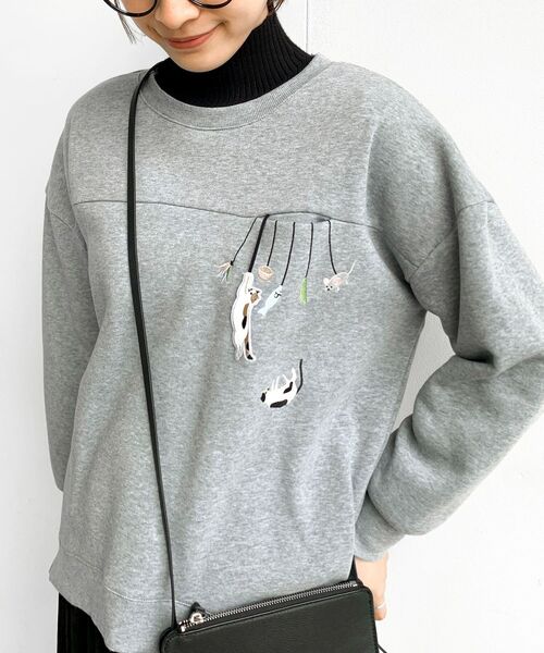 rps（アールピーエス）の「ブラブラ動物刺繍裾ドロスト裏起毛プルオーバー（スウェット・レディース・アイボリー/チャコールグレー/杢グレー/ホワイト系その他4/グレー系その他2・フリー）」の4枚目の写真