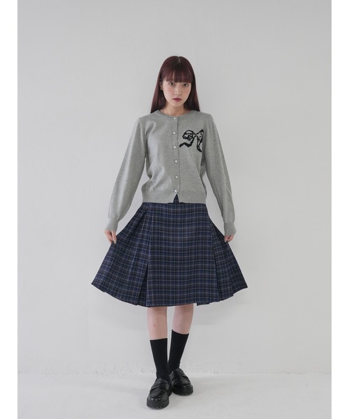 Uenui(ウニュイ)の「【 cunii 】ワンポイント リボン シンプル パール カーディガン(カーディガン/ボレロ・レディース・グレー/ベージュ/ピンク/ブラック・FREE)」の9枚目の写真