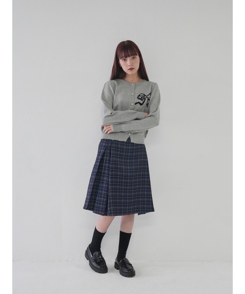 Uenui(ウニュイ)の「【 cunii 】ワンポイント リボン シンプル パール カーディガン(カーディガン/ボレロ・レディース・グレー/ベージュ/ピンク/ブラック・FREE)」の13枚目の写真