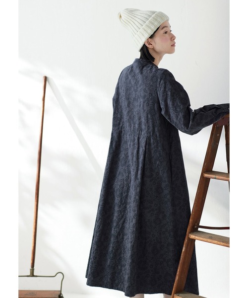 Sunny clouds（サニークラウズ）の「サニークラウズ　ジャカード模様の魔女ワンピース〈レディース〉（ワンピース・レディース・ブラック・L/M/3L/MP）」の4枚目の写真