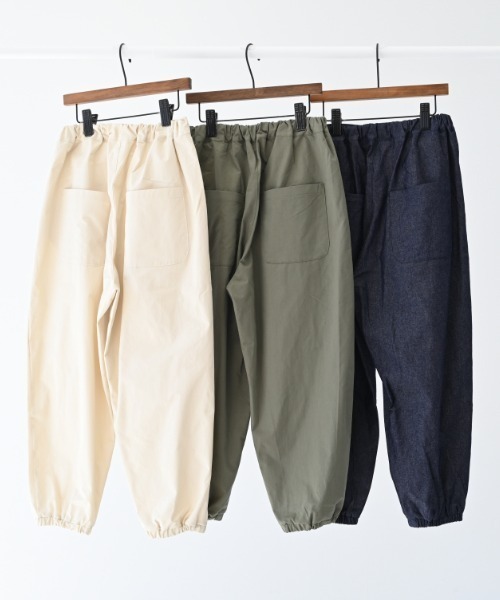 NHT（エヌエイチティー）の「NHT/エヌエイチティー ロングギャザーパンツ（その他パンツ・キッズ・カーキ/ブルー系その他7/ベージュ系その他6・120cm/130cm/140cm/150cm/160cm/110cm）」の13枚目の写真