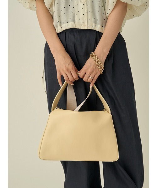 emmi(エミ)の「【10th】eco フェイクレザーショルダーバッグ(ショルダーバッグ・レディース・イエロー/ブラウン/ホワイト・FREE)」の3枚目の写真