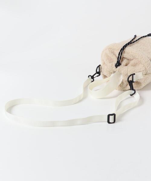 EKAL（エカル）の「TINY GARDEN PRODUCTS　ストロール2WAYボアバッグ（ショルダーバッグ・レディース・ホワイト系その他/ブラック・ONE）」の8枚目の写真