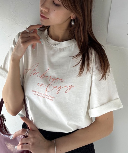 classicalelf(クラシカルエルフ)の「大人カジュアルに映える。綿100%胸元筆記体ロゴなめらかシルケット風Tシャツ(半袖)(Tシャツ/カットソー・レディース・ブラウン/ブルーグレー/オートミール/チャコール/オフホワイト・X-LARGE/SMALL/MEDIUM/LARGE)」の16枚目の写真