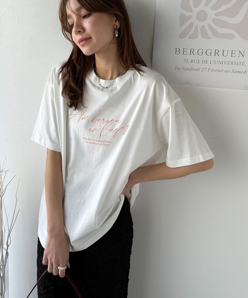 classicalelf(クラシカルエルフ)の「大人カジュアルに映える。綿100%胸元筆記体ロゴなめらかシルケット風Tシャツ(半袖)(Tシャツ/カットソー・レディース・ブラウン/ブルーグレー/オートミール/チャコール/オフホワイト・X-LARGE/SMALL/MEDIUM/LARGE)」の12枚目の写真