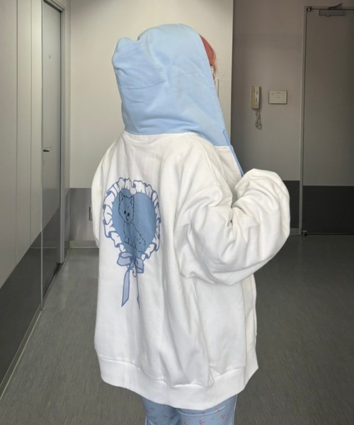 Candy Stripper(キャンディストリッパー)の「CANDYS CLUB フーディ(パーカー・レディース・ライトブルー/オフホワイト/ピンク・FREE)」の17枚目の写真