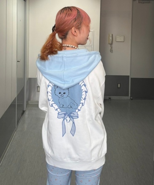 Candy Stripper(キャンディストリッパー)の「CANDYS CLUB フーディ(パーカー・レディース・ライトブルー/オフホワイト/ピンク・FREE)」の16枚目の写真