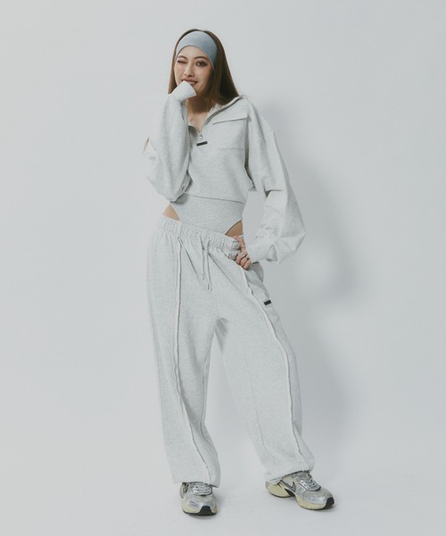 BLONDEY（ブロンディ）の「ハーフジップスウェットボディスーツ