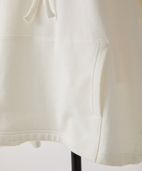 BEARDSLEY（ビアズリー）の「《SOFIE D'HOORE》ドルマンスリーブパーカー（パーカー・レディース・オフホワイト・38）」の3枚目の写真