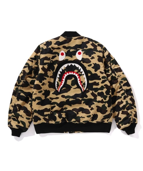 A BATHING APE(アベイシングエイプ)の「1ST CAMO SHARK MA-1 JACKET(MA-1・メンズ・グリーン/イエロー・X-LARGE/MEDIUM/XX-LARGE/SMALL/LARGE)」の4枚目の写真