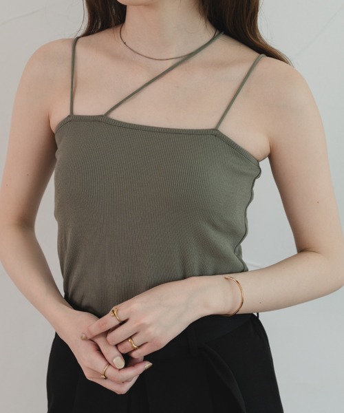 raffime（ラフィミー）の「アシメネックカップ付きインナーキャミソール（キャミソール・レディース・アイボリー/モカ/カーキ/ブラック/ホワイト系その他2/ブラック系その他/ダークブラウン/グレー・フリー/ショート丈）」の8枚目の写真
