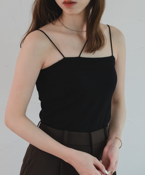 raffime（ラフィミー）の「アシメネックカップ付きインナーキャミソール（キャミソール・レディース・アイボリー/モカ/カーキ/ブラック/ホワイト系その他2/ブラック系その他/ダークブラウン/グレー・フリー/ショート丈）」の21枚目の写真