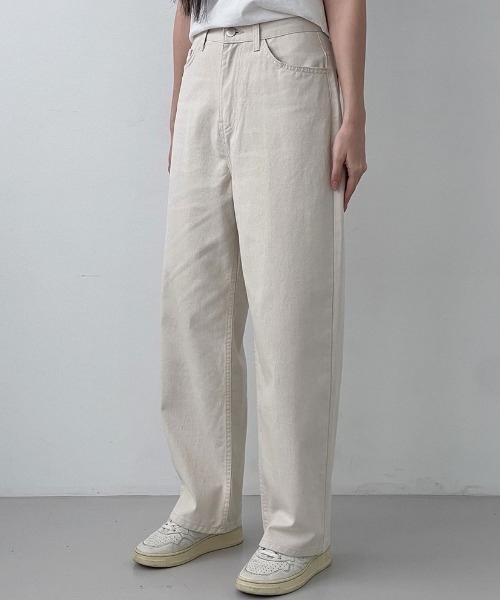 muahmuah(ムーアムーア)の「A'GEM/9 × .kom 『muah muah/ムーアムーア』 LOGO STITCH WIDE BANDING PANTS/ロゴステッチ ワイドバンディングパンツ(その他パンツ・レディース・アイボリー/ブラック・S/M)」の10枚目の写真