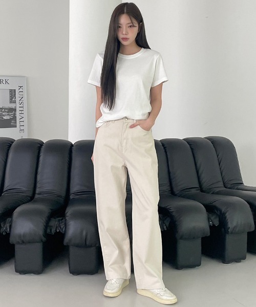 muahmuah(ムーアムーア)の「A'GEM/9 × .kom 『muah muah/ムーアムーア』 LOGO STITCH WIDE BANDING PANTS/ロゴステッチ ワイドバンディングパンツ(その他パンツ・レディース・アイボリー/ブラック・S/M)」の15枚目の写真