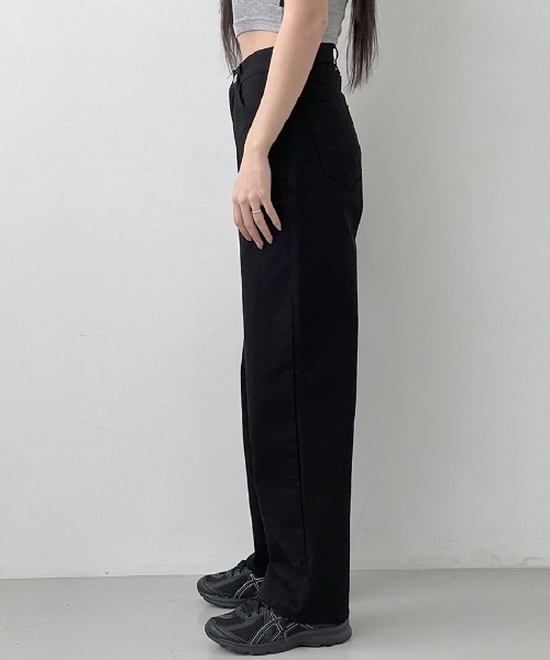 muahmuah(ムーアムーア)の「A'GEM/9 × .kom 『muah muah/ムーアムーア』 LOGO STITCH WIDE BANDING PANTS/ロゴステッチ ワイドバンディングパンツ(その他パンツ・レディース・アイボリー/ブラック・S/M)」の5枚目の写真