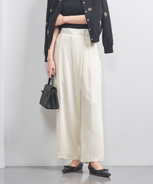 UNITED ARROWS(ユナイテッドアローズ)の「サテンラップ ワイドパンツ(その他パンツ・レディース・オフホワイト/ネイビー/ベージュ・34/40/38/36)」の1枚目の写真