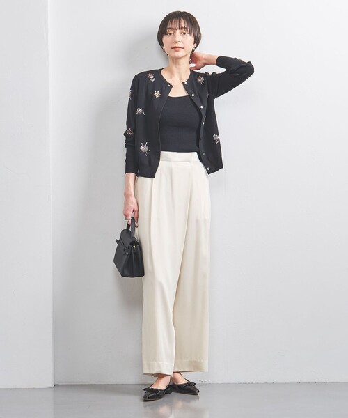 UNITED ARROWS(ユナイテッドアローズ)の「サテンラップ ワイドパンツ(その他パンツ・レディース・オフホワイト/ネイビー/ベージュ・34/40/38/36)」の9枚目の写真