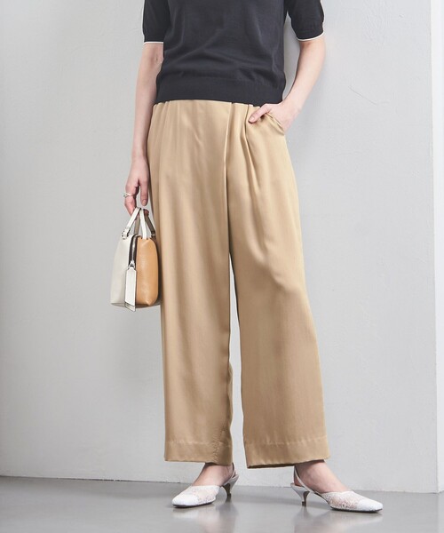 UNITED ARROWS(ユナイテッドアローズ)の「サテンラップ ワイドパンツ(その他パンツ・レディース・オフホワイト/ネイビー/ベージュ・34/40/38/36)」の13枚目の写真