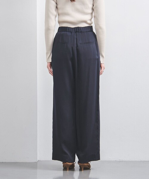 UNITED ARROWS(ユナイテッドアローズ)の「サテンラップ ワイドパンツ(その他パンツ・レディース・オフホワイト/ネイビー/ベージュ・34/40/38/36)」の17枚目の写真