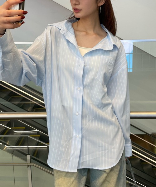 FOREVER 21（フォーエバー トゥエンティーワン）の「【2025SS】FOREVER 21オーバーシャツ（シャツ/ブラウス・レディース・ブルー系その他/グリーン/イエロー系その他/ピンク系その他/オフホワイト/ブルー・FREE）」の4枚目の写真