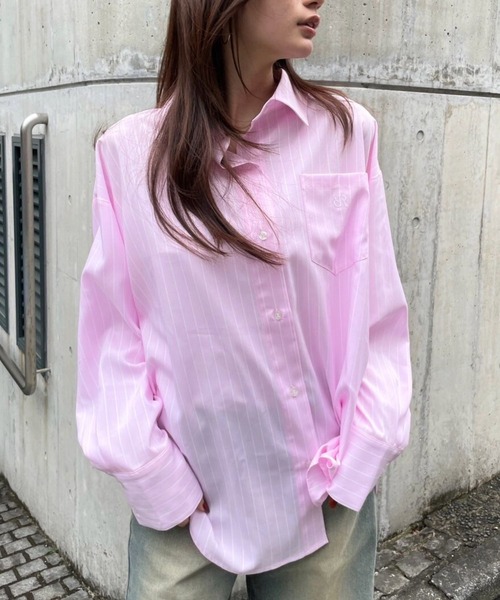 FOREVER 21（フォーエバー トゥエンティーワン）の「【2025SS】FOREVER 21オーバーシャツ（シャツ/ブラウス・レディース・ブルー系その他/グリーン/イエロー系その他/ピンク系その他/オフホワイト/ブルー・FREE）」の6枚目の写真