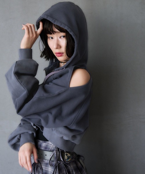 HARE（ハレ）の「【EDGY MODE】グラデーションカタアキジップパーカー