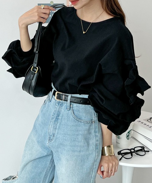 Futier land(フューティアランド)の「ボリュームフリルスリーブ長袖カットソー(Tシャツ/カットソー・レディース・オフホワイト/ブラック・MEDIUM)」の4枚目の写真