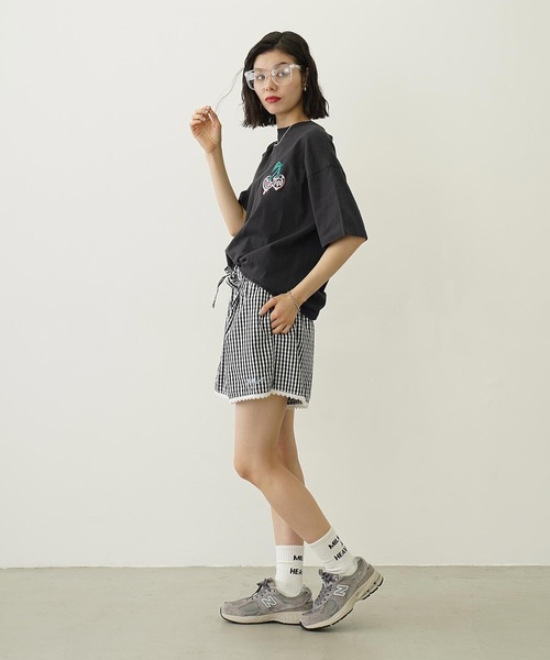 MILKFED.(ミルクフェド)の「GLITTER MELTY CHERRIES S/S TEE(Tシャツ/カットソー・レディース・ブラウン/チャコール/オートミール・L/M)」の20枚目の写真