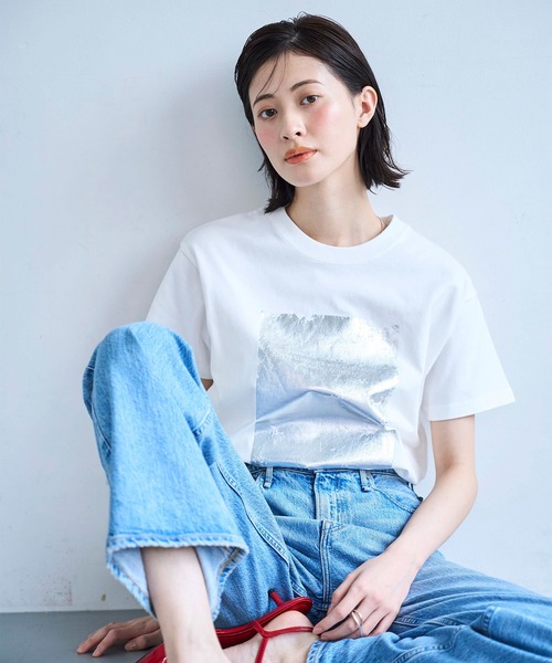 meilmada(メイルマダ)の「箔プリントTシャツ(Tシャツ/カットソー・レディース・ホワイト/チャコールグレー・FREE)」の6枚目の写真