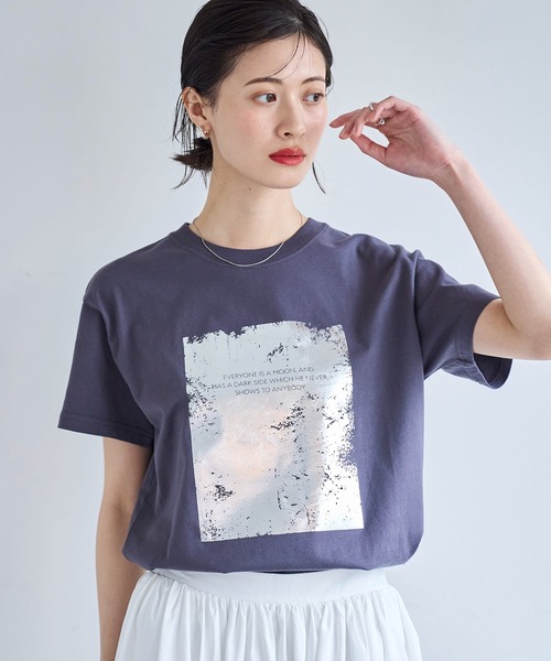 meilmada(メイルマダ)の「箔プリントTシャツ(Tシャツ/カットソー・レディース・ホワイト/チャコールグレー・FREE)」の13枚目の写真