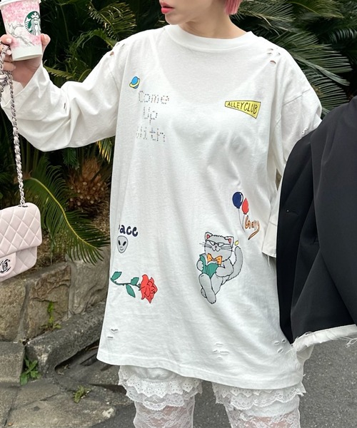 Alley Tokyo(アリートーキョー)の「落書きいっぱいヴィンテージっぽロンT(Tシャツ/カットソー・レディース・オフホワイト/スミクロ・FREE)」の18枚目の写真
